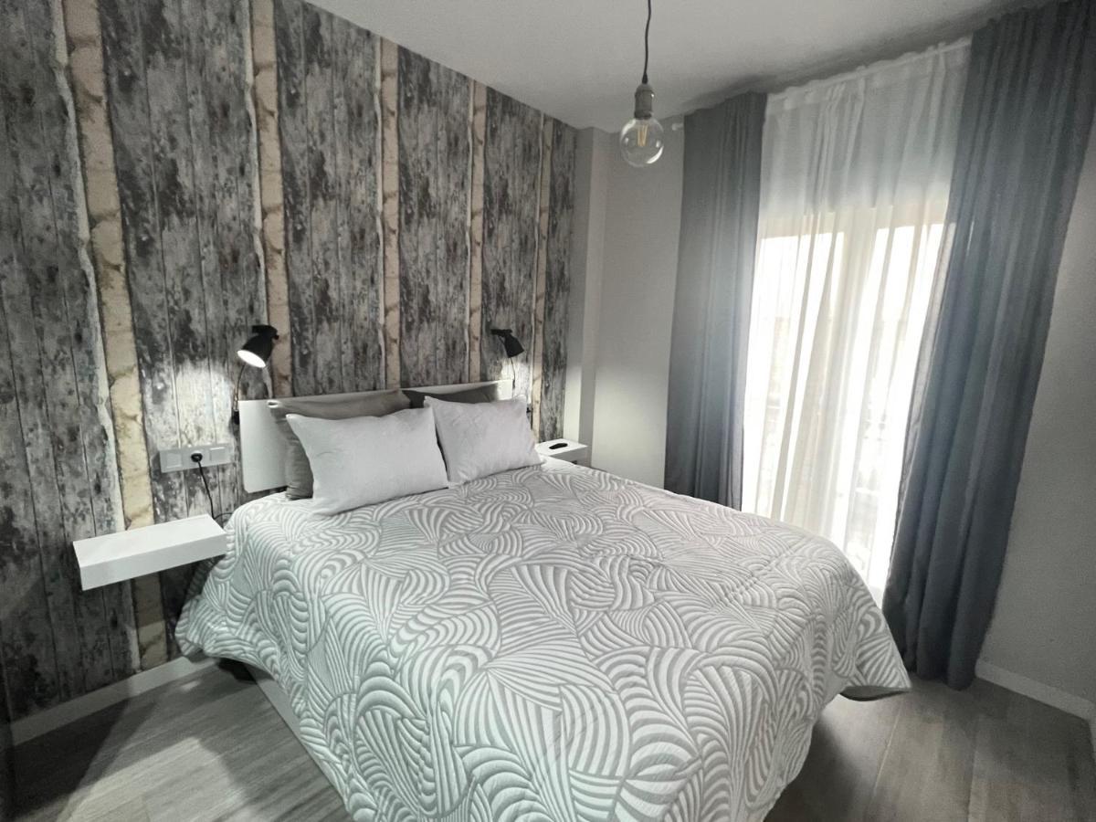 Apartment El Llano Parking Gratis Лусена Екстериор снимка