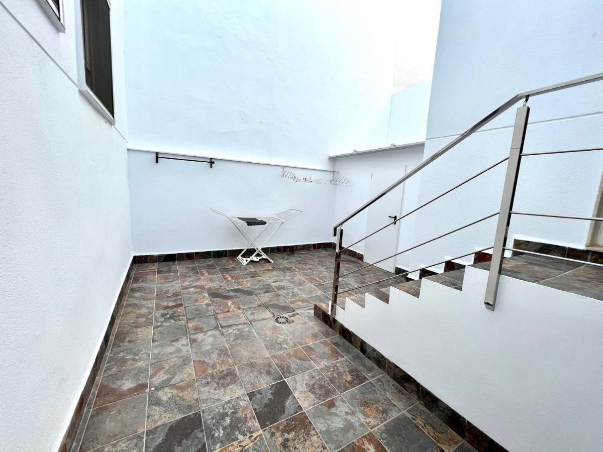 Apartment El Llano Parking Gratis Лусена Екстериор снимка